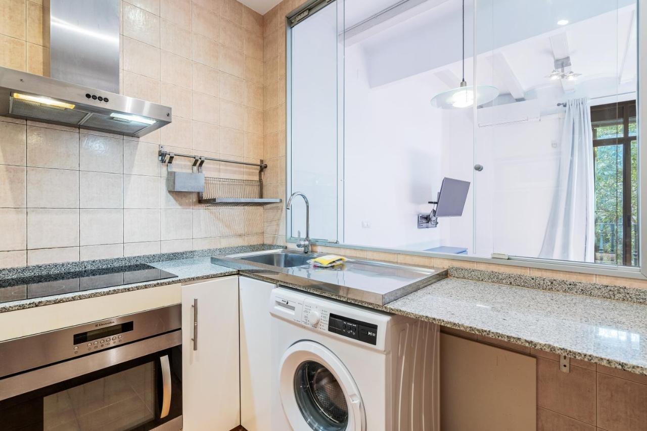 Fridays Flats Charming Apartment In Clot Barcelona Eksteriør billede